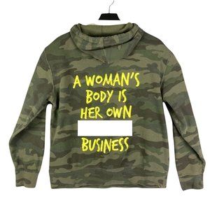 A Women's Body Is Her Own Business Daddy Issues Camouflage Sweatshirt Sz Large